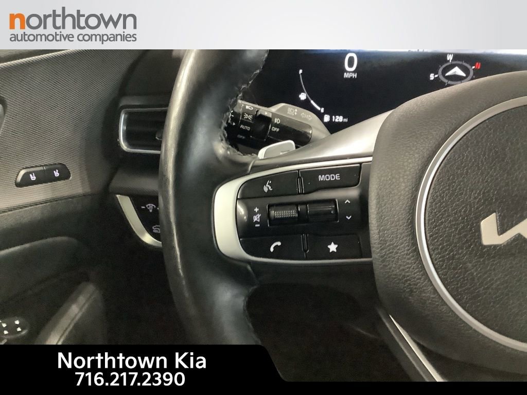 Used 2023 Kia Sportage SX Prestige image 14