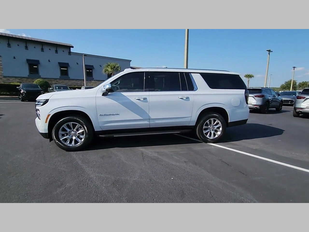 New 2026 Chevrolet Suburban Premier image 23