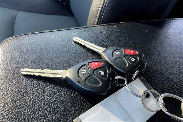 Used 2018 Toyota 4Runner SR5 Premium image 10