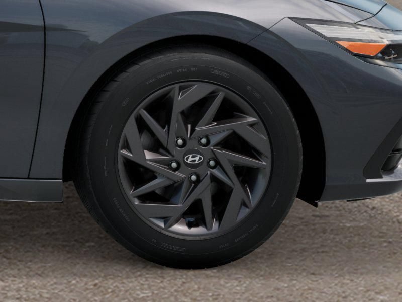New 2026 Hyundai Elantra Hybrid FWD image 8