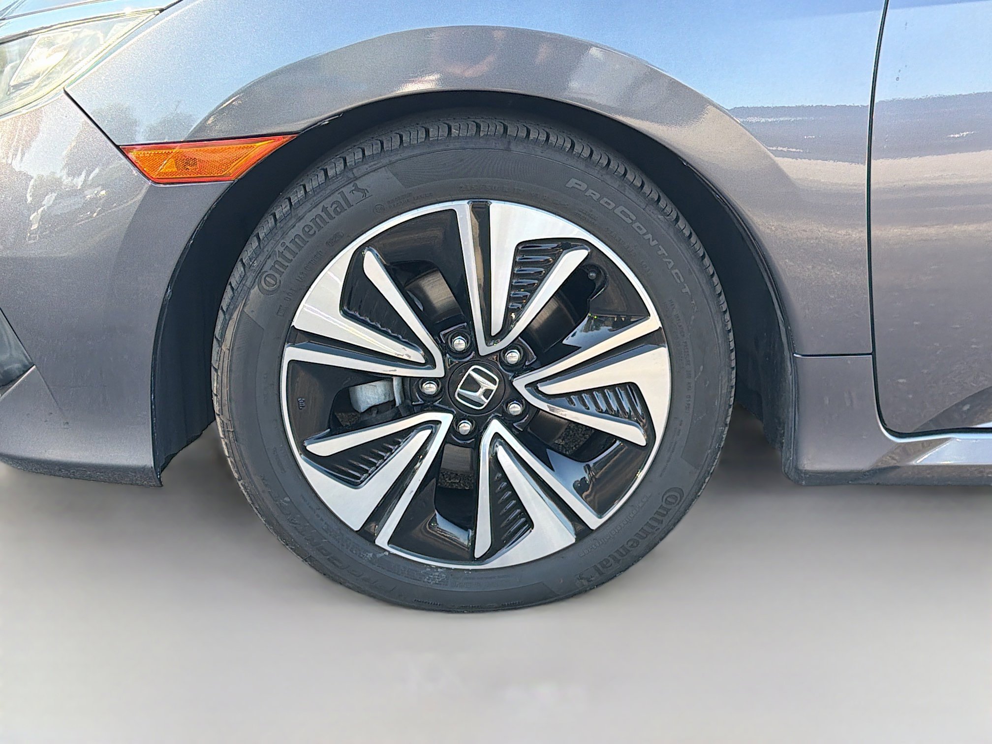 Used 2016 Honda Civic EX-T image 38