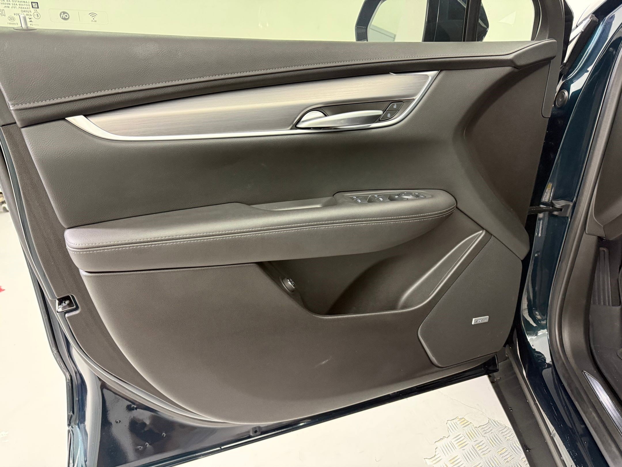 Used 2024 Cadillac XT5 Luxury image 24