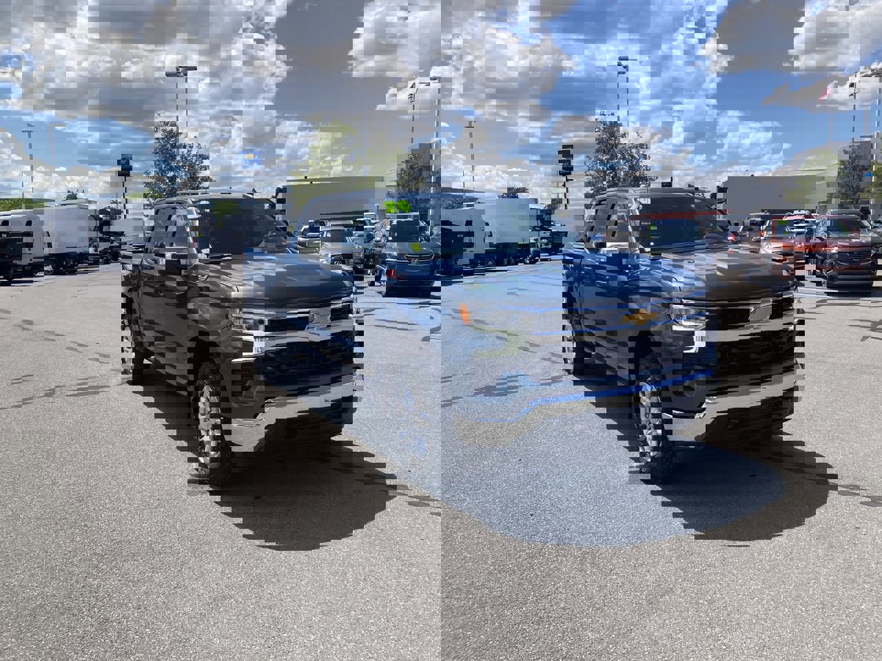 New 2024 Chevrolet Silverado 1500 LT w/ Z71 Off-Road Package