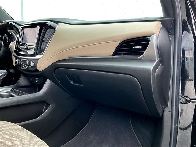 Used 2023 Chevrolet Traverse LS w/ Midnight/Sport Edition FWD image 13