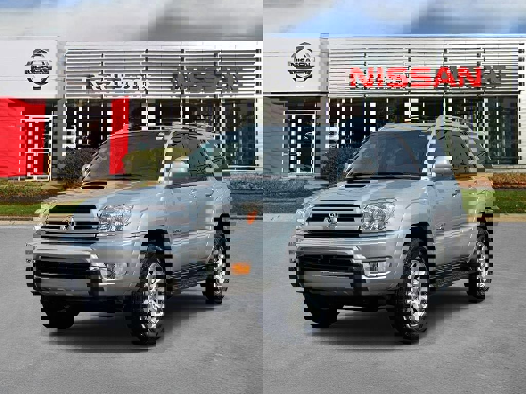 Used 2004 Toyota 4Runner SR5 image 2