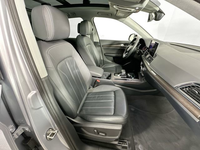Used 2023 Audi Q5 2.0T Premium w/ Convenience Package image 27