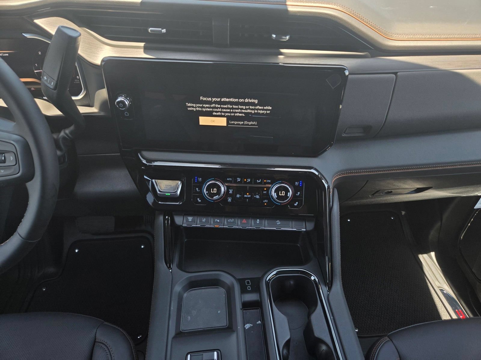 New 2026 GMC Sierra 2500 AT4 w/ Max Trailering Package AWD/4WD image 9