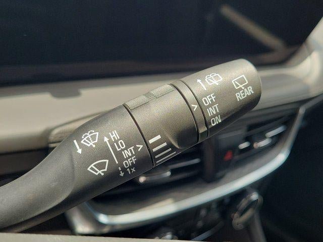 Used 2024 Buick Encore GX Sport Touring FWD image 23