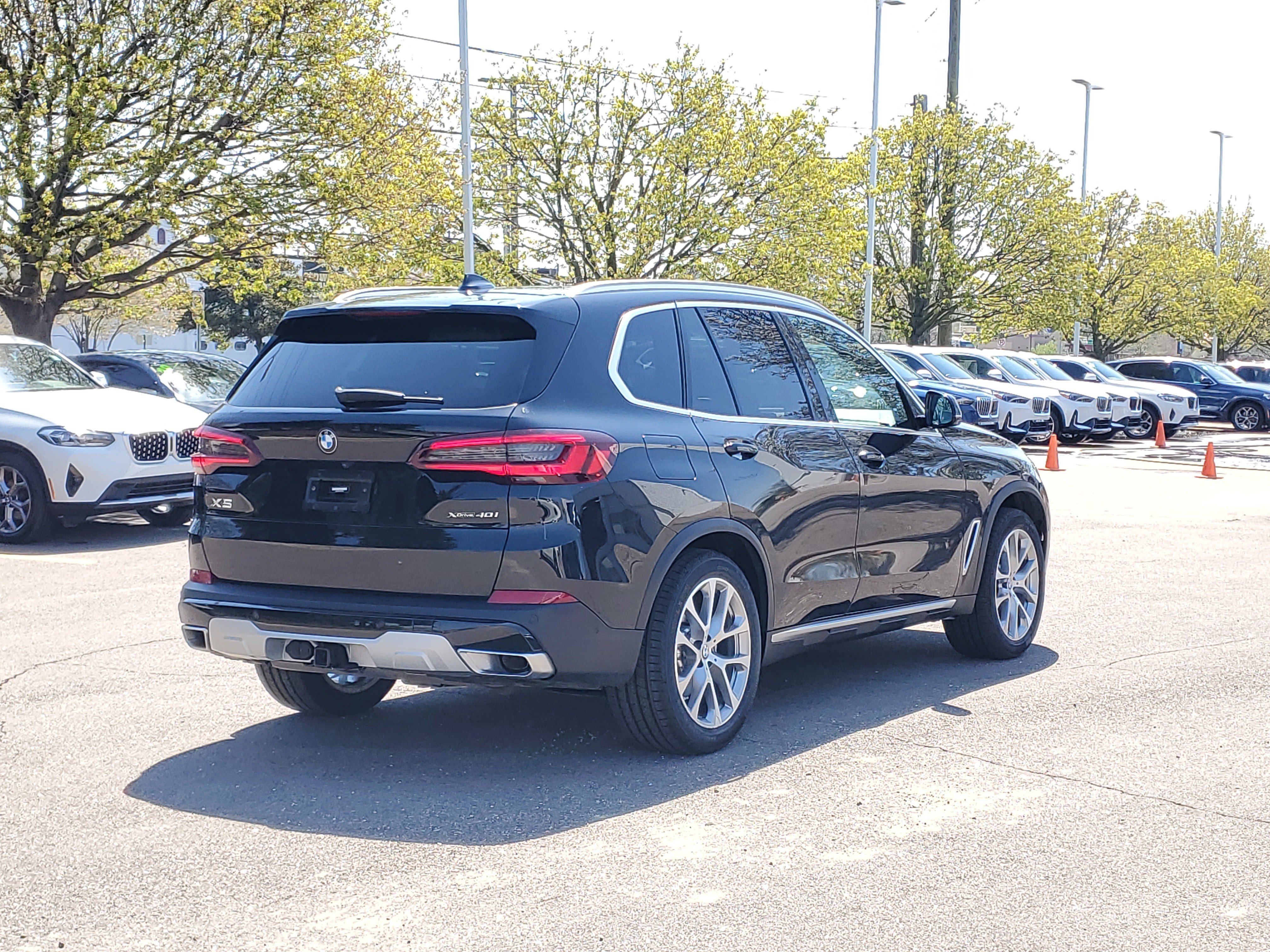 Certified 2023 BMW X5 xDrive40i w/ Premium Package AWD/4WD image 3