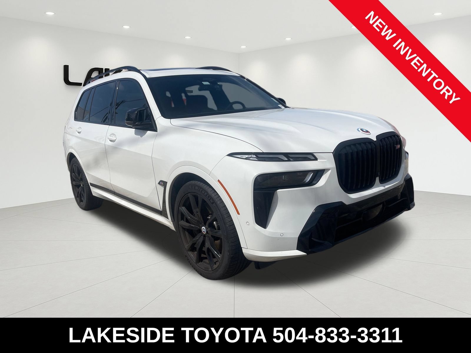 Used 2023 BMW X7 M60i w/ Executive Package AWD/4WD image 8
