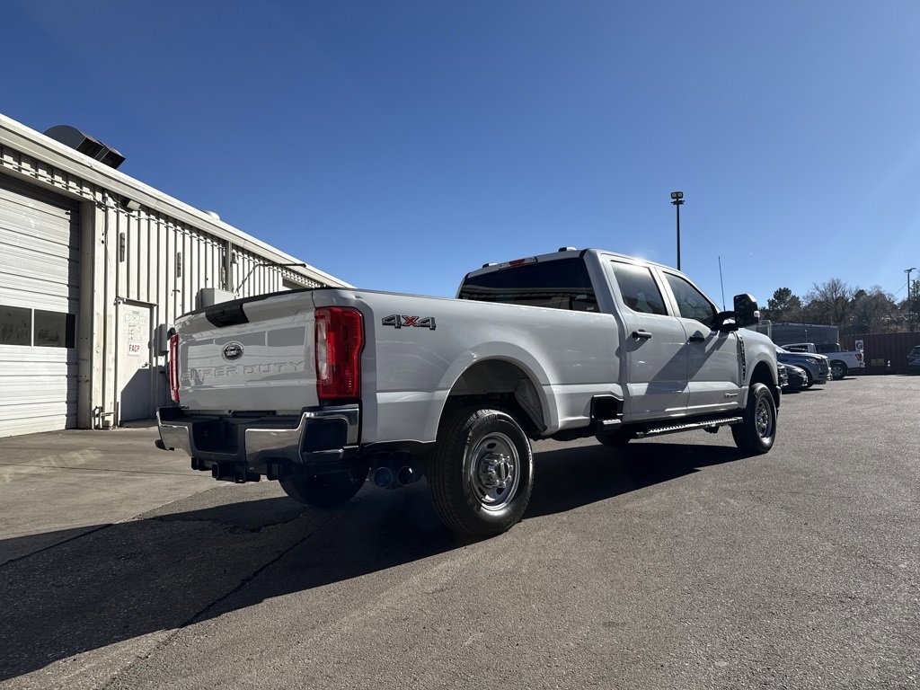 Used 2023 Ford F250 XL image 7
