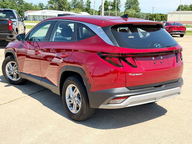 Used 2025 Hyundai Tucson SE FWD image 5