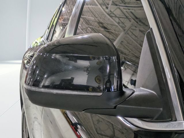 Used 2022 BMW X4 xDrive30i w/ Parking Assistance Package AWD/4WD image 11