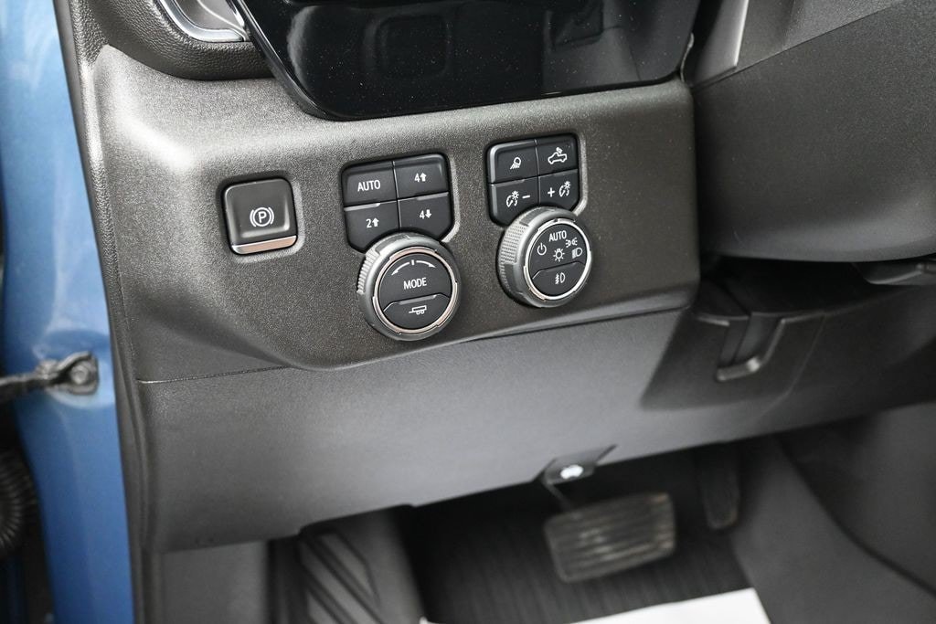 Used 2024 Chevrolet Silverado 3500 High Country w/ Z71 Off-Road Package AWD/4WD image 14