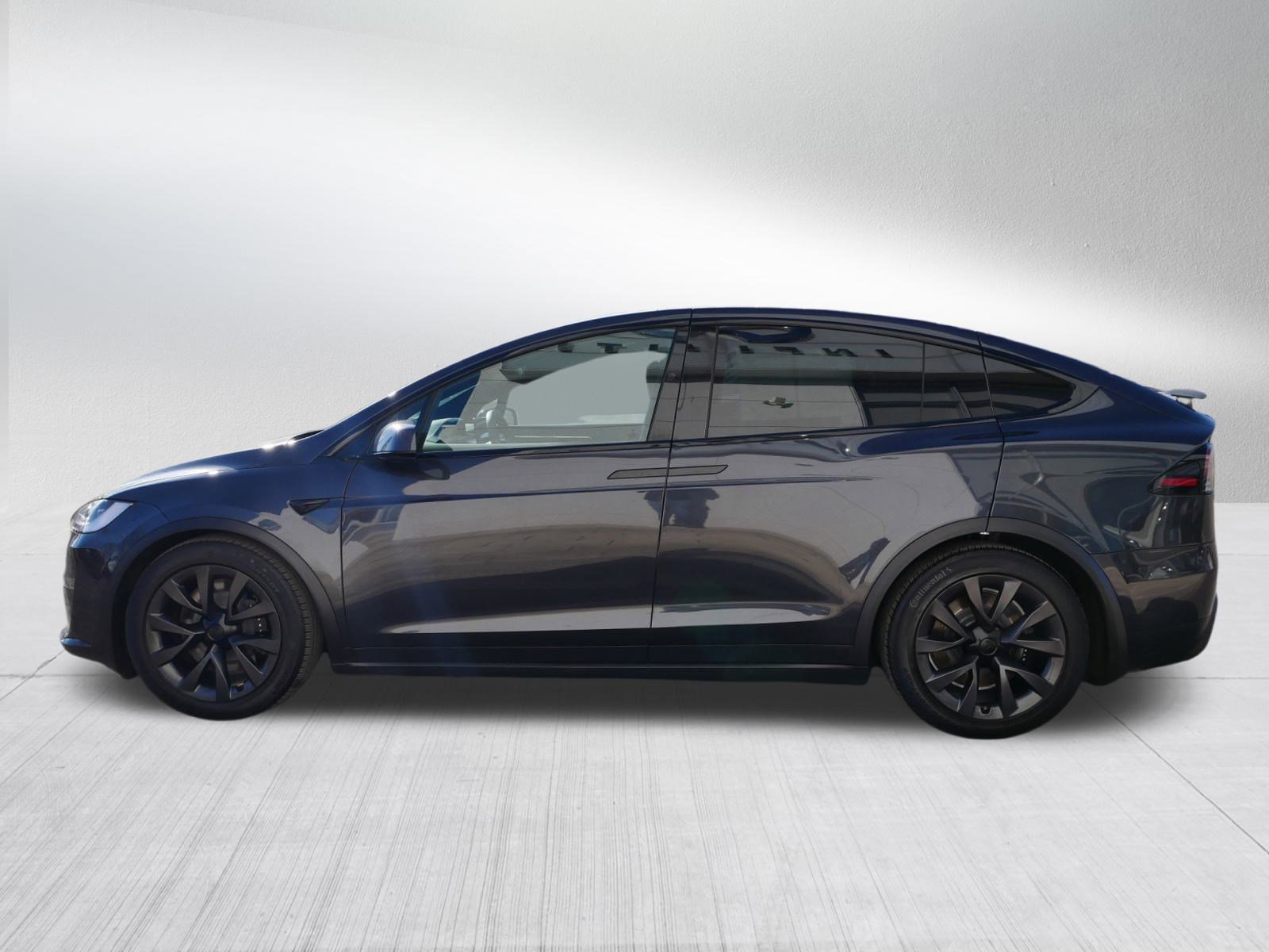 Used 2024 Tesla Model X image 4
