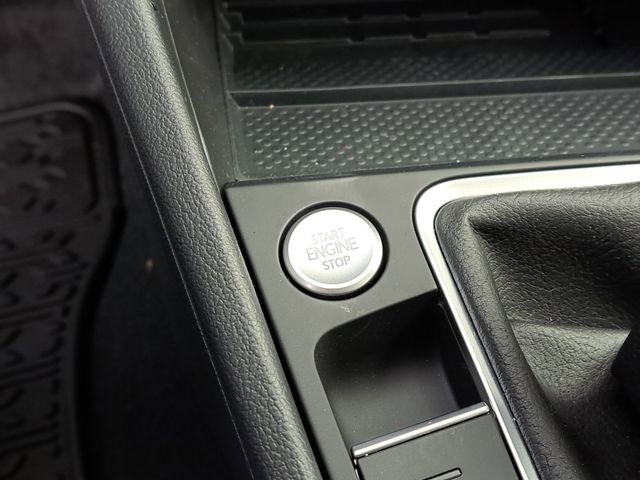 New 2026 Volkswagen Jetta SE image 11