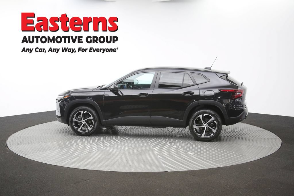 Used 2024 Chevrolet Trax RS FWD image 59