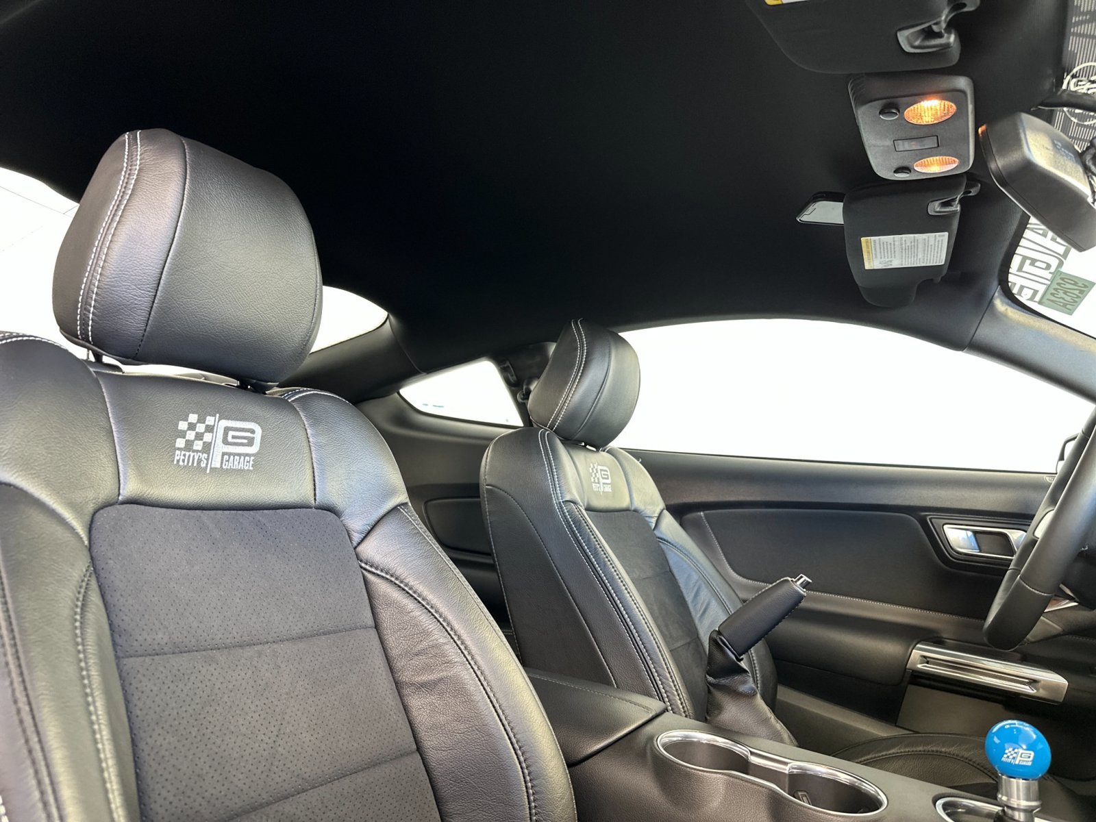 Used 2018 Ford Mustang GT w/ GT Performance Package RWD image 17