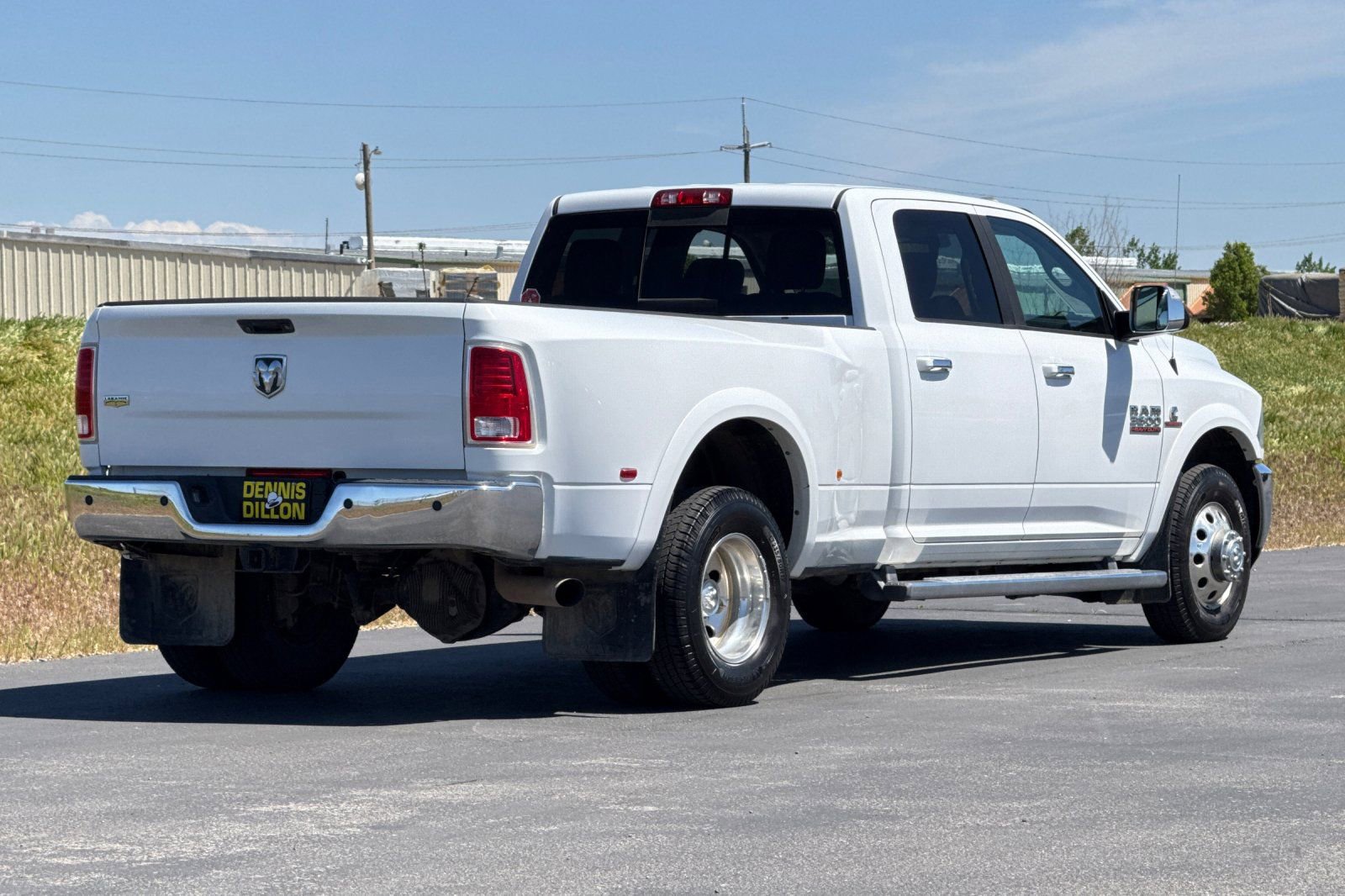 Used 2014 RAM 3500 Laramie RWD image 4