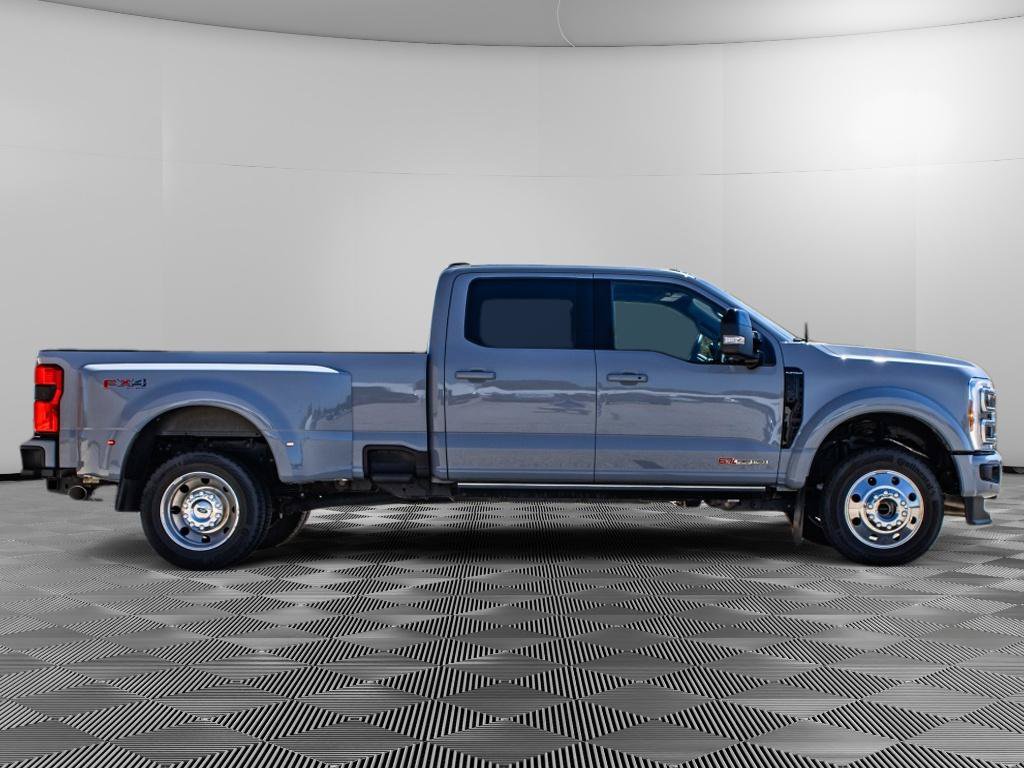 Used 2026 Ford F450 Platinum w/ FX4 Off-Road Package AWD/4WD image 2