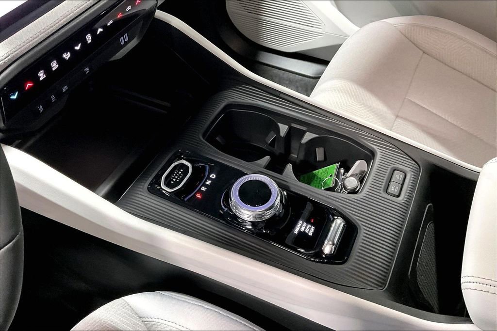 New 2026 Jeep Cherokee Laredo AWD/4WD image 21