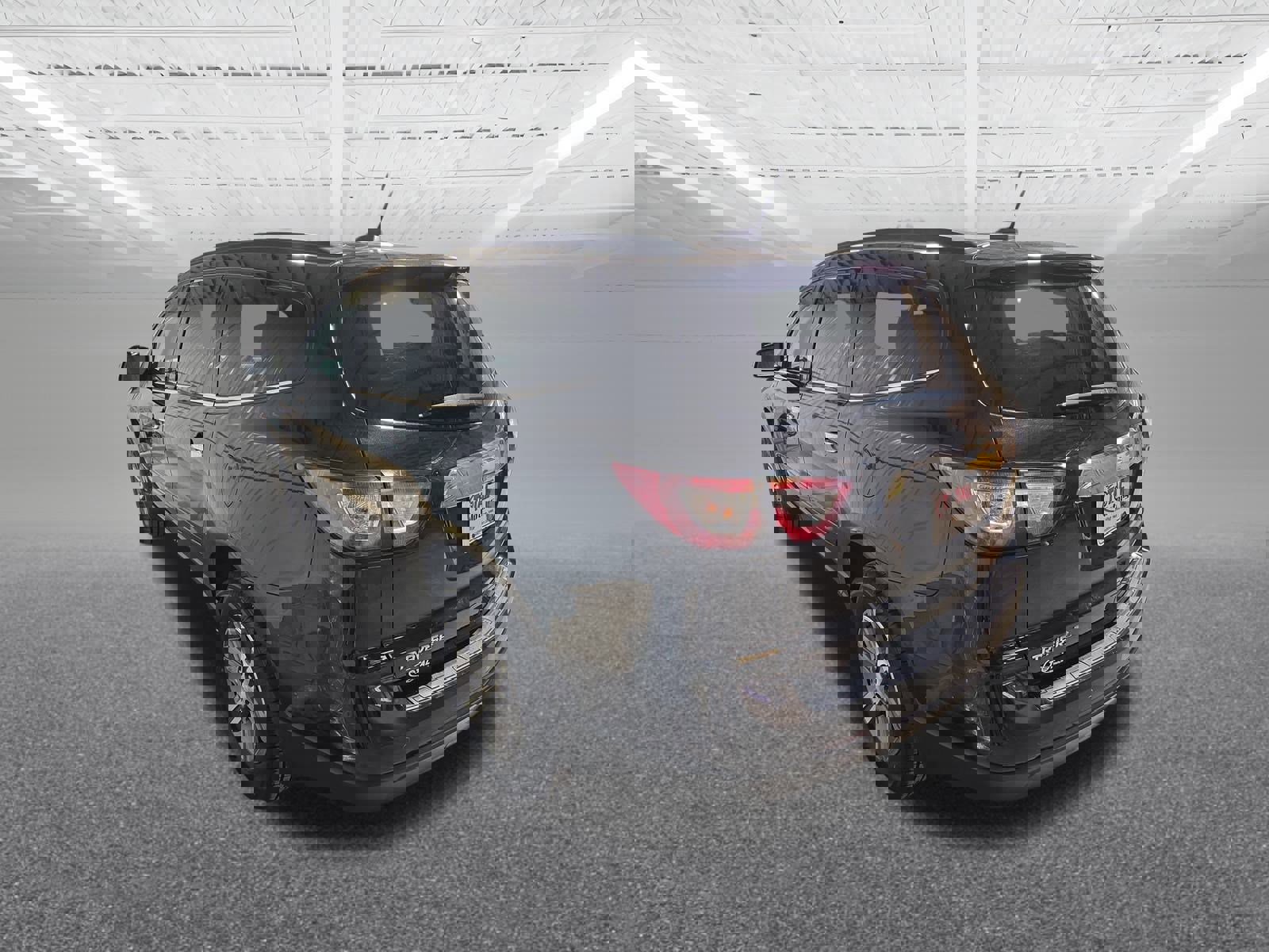 Used 2017 Chevrolet Traverse LT image 8