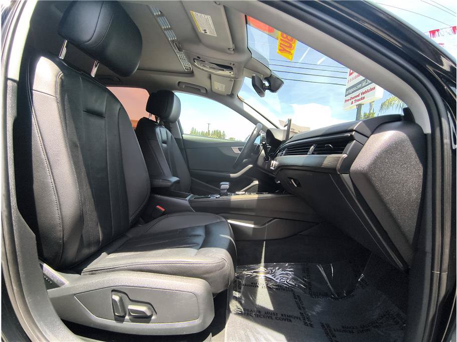 Used 2019 Audi A4 2.0T Premium FWD image 13