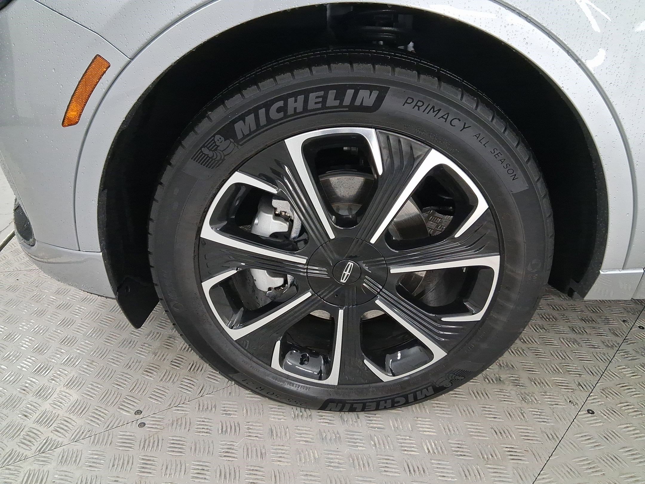 Used 2026 Lincoln Nautilus Reserve image 11