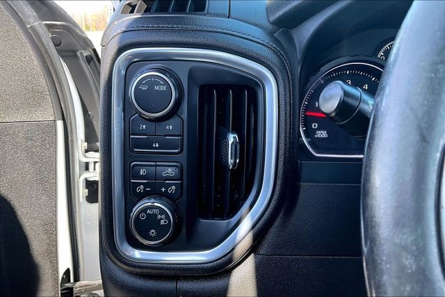 Used 2022 Chevrolet Silverado 2500 LT w/ Convenience Package AWD/4WD image 16