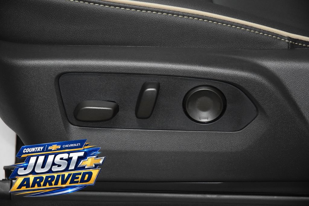 New 2026 Chevrolet Suburban Premier AWD/4WD image 41