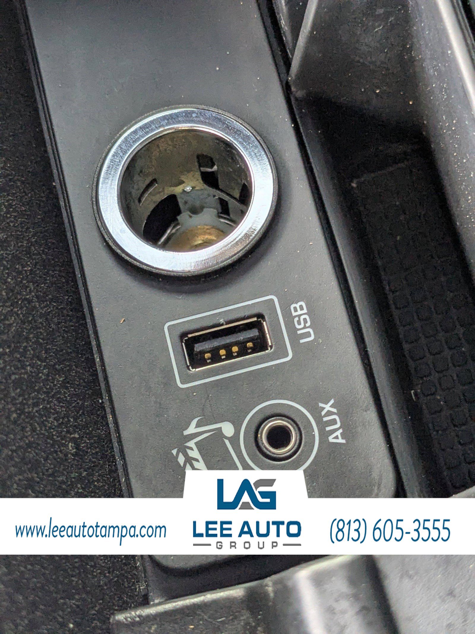 Used 2015 Land Rover Range Rover Sport HSE image 25