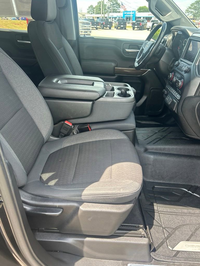 Used 2019 Chevrolet Silverado 1500 LT w/ All-Star Edition AWD/4WD image 11