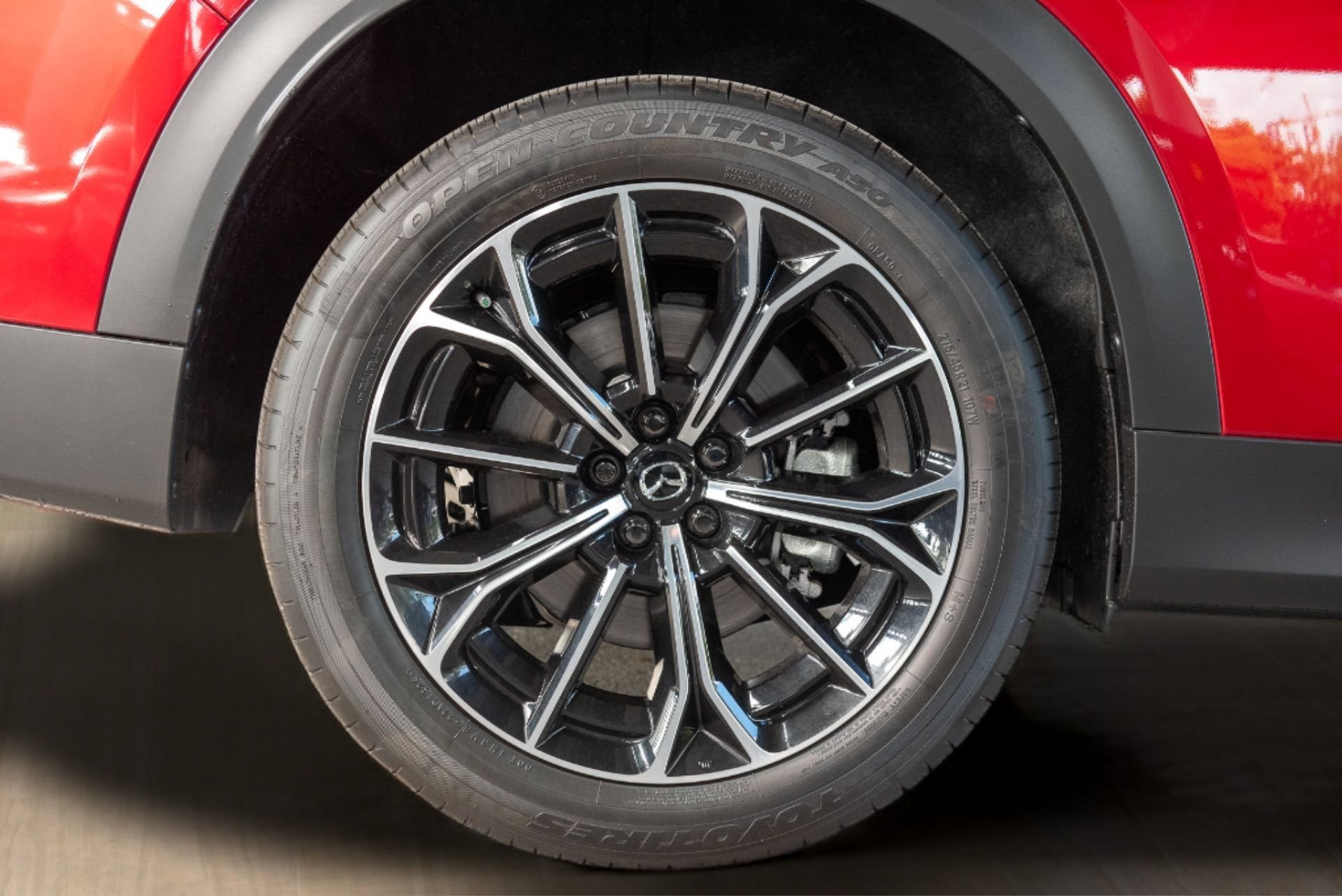 New 2025 MAZDA CX-70 Plug-In Hybrid w/ Premium Plus image 35