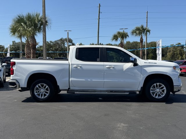 Used 2022 Chevrolet Silverado 1500 LT RWD image 3