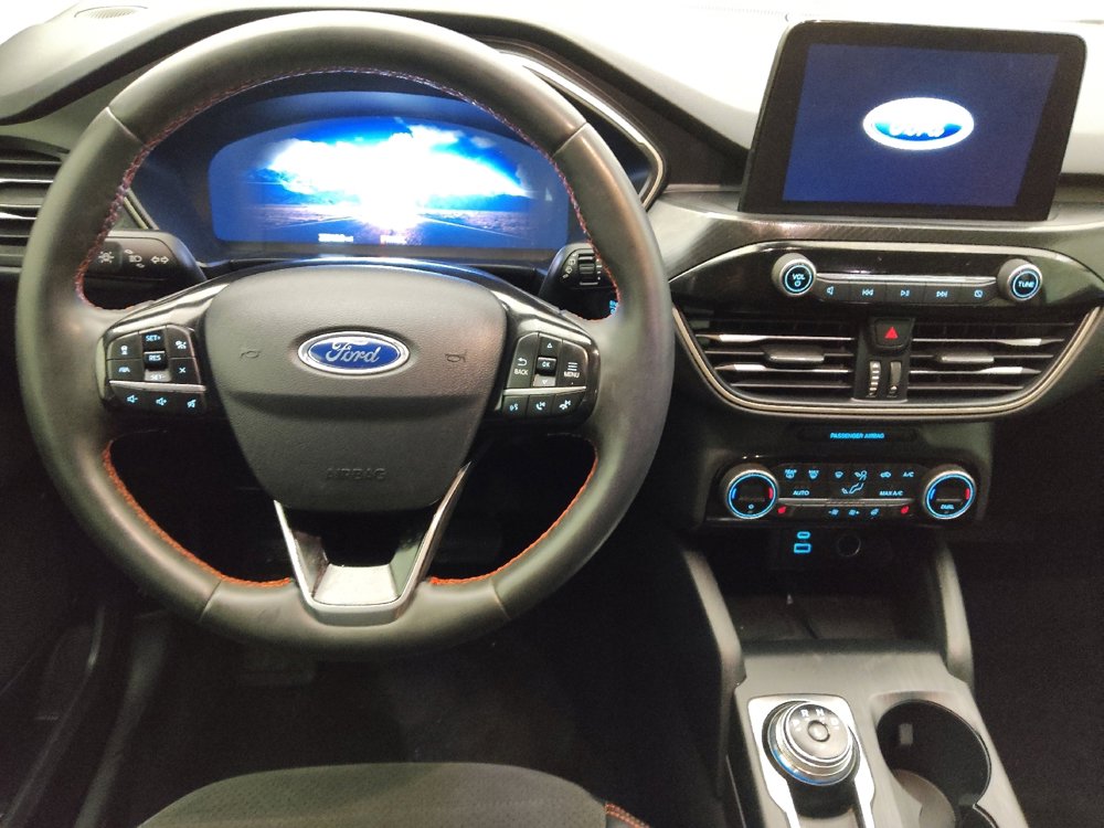 Used 2021 Ford Escape SEL w/ SEL Stealth AWD Package image 22