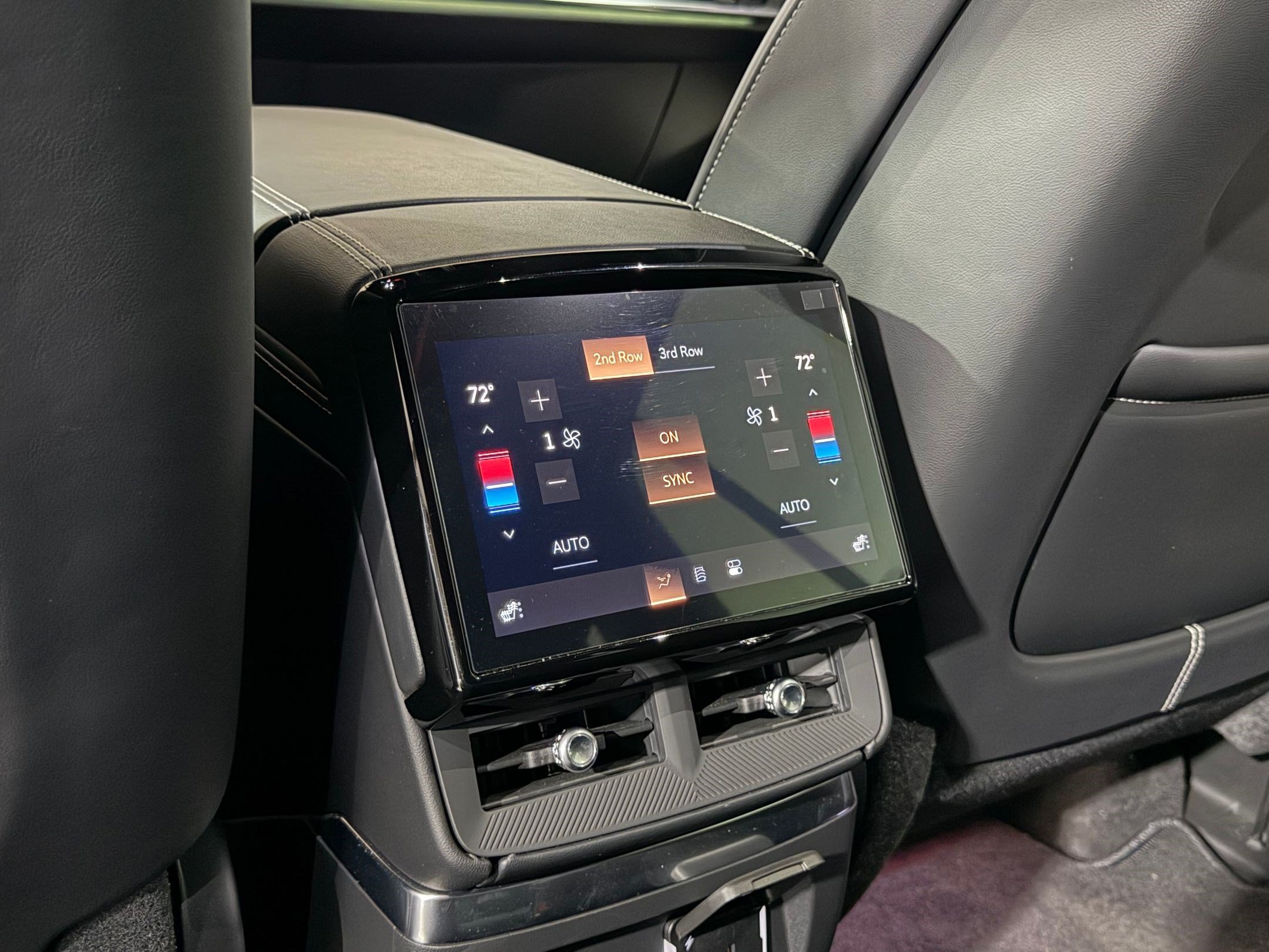 New 2026 Cadillac Vistiq Luxury AWD/4WD image 41