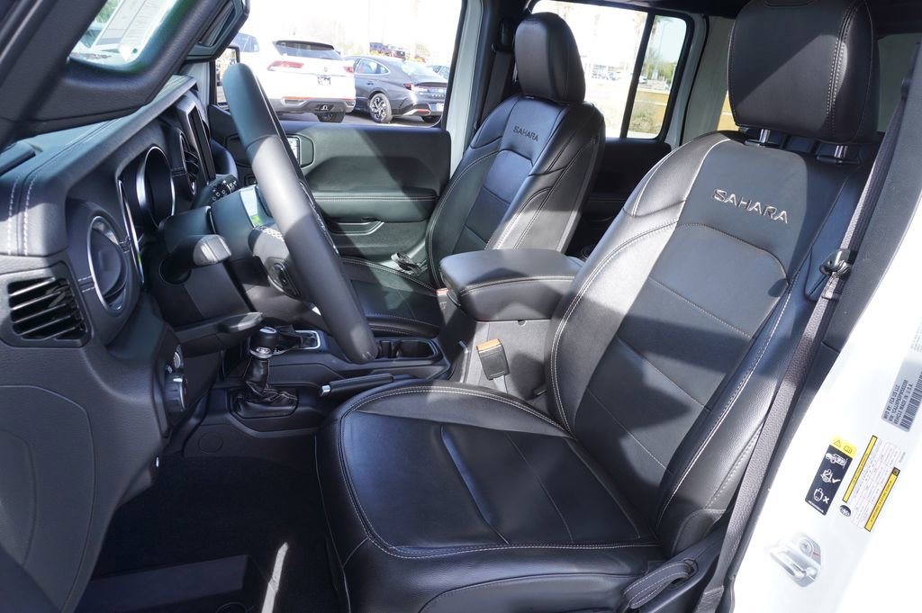Used 2023 Jeep Wrangler Unlimited Sahara image 14