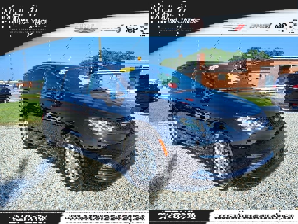 New 2025 Chrysler Voyager LX