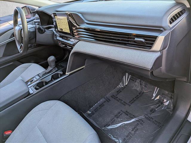 Used 2025 Toyota Camry LE image 21