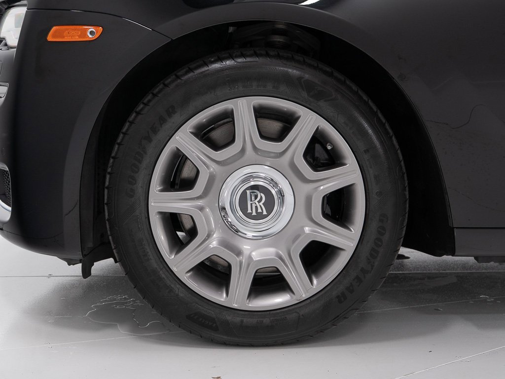 Certified 2017 Rolls-Royce Ghost image 43