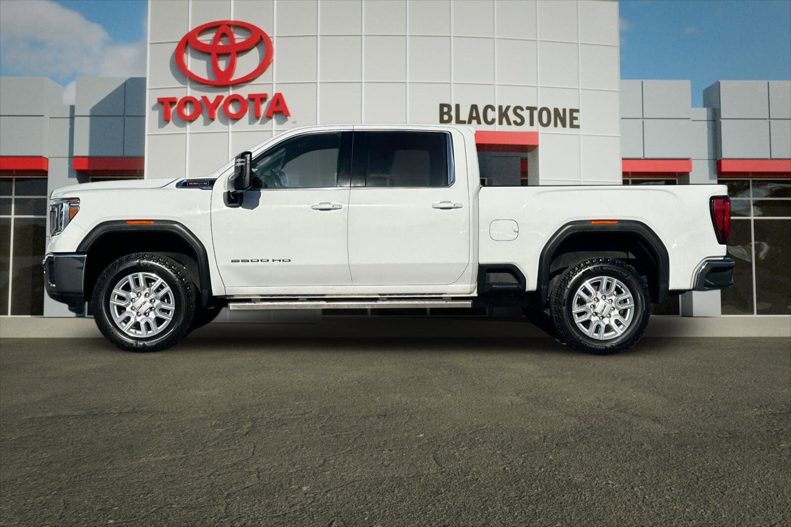 Used 2021 GMC Sierra 2500 SLE w/ SLE Convenience Package RWD image 6