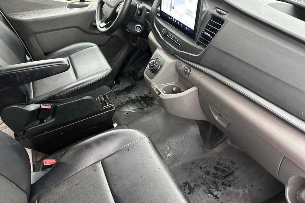 Used 2022 Ford E-Transit Medium Roof w/ Load Area Protection Package image 16