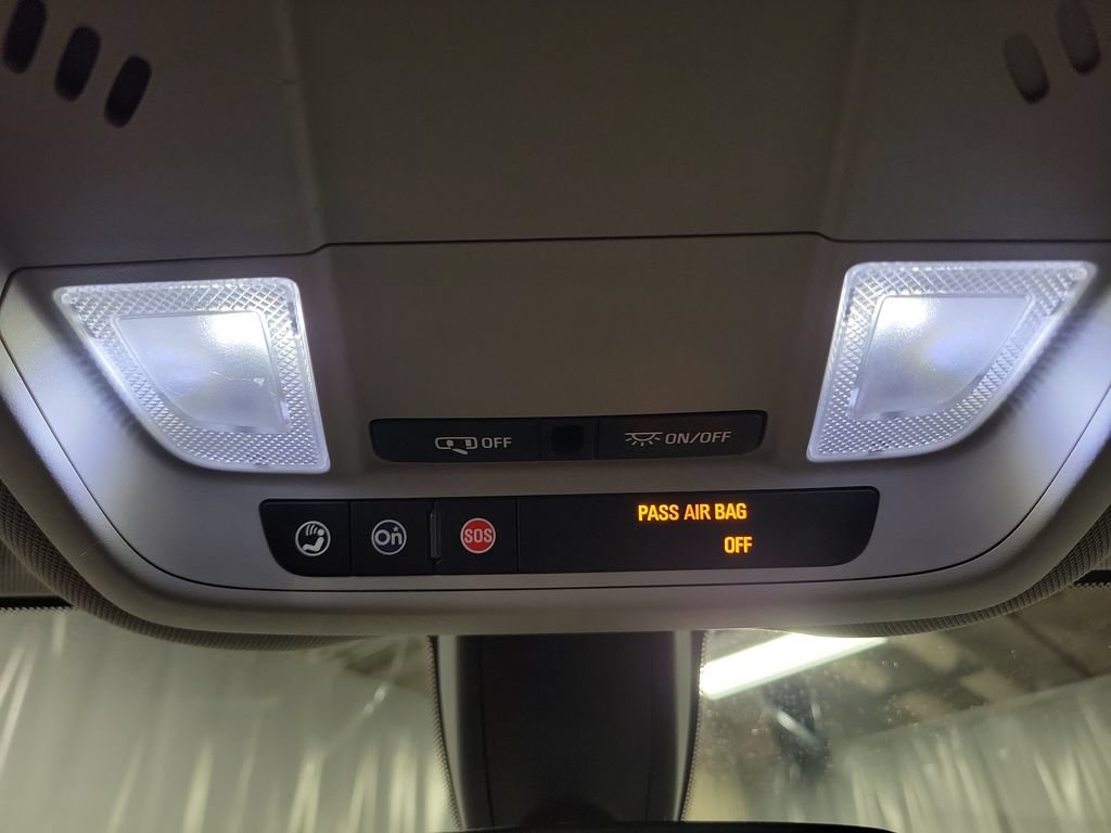 Used 2018 Chevrolet Equinox LS FWD image 22