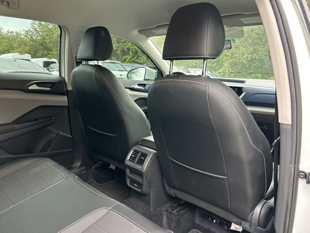 Used 2022 Volkswagen Taos SE image 46