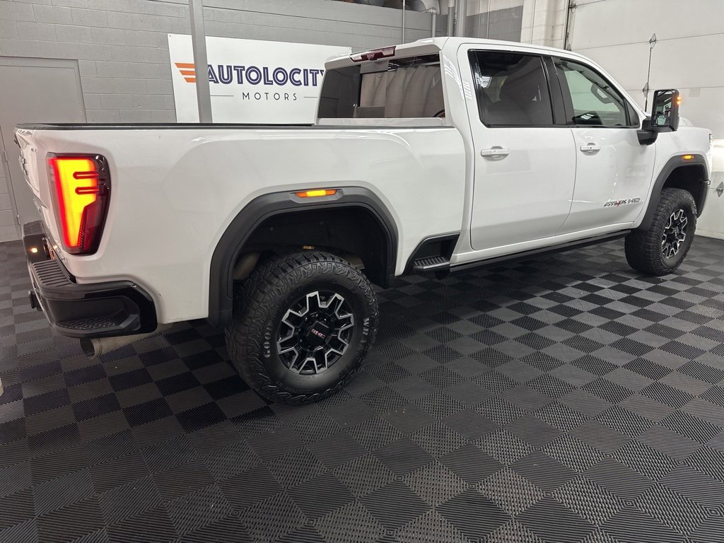 Used 2024 GMC Sierra 2500 AT4X image 10