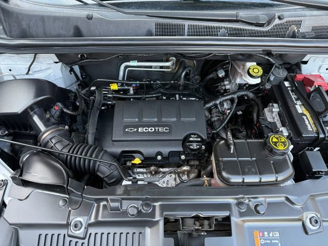 Used 2019 Chevrolet Trax LT w/ LT Convenience Package image 32