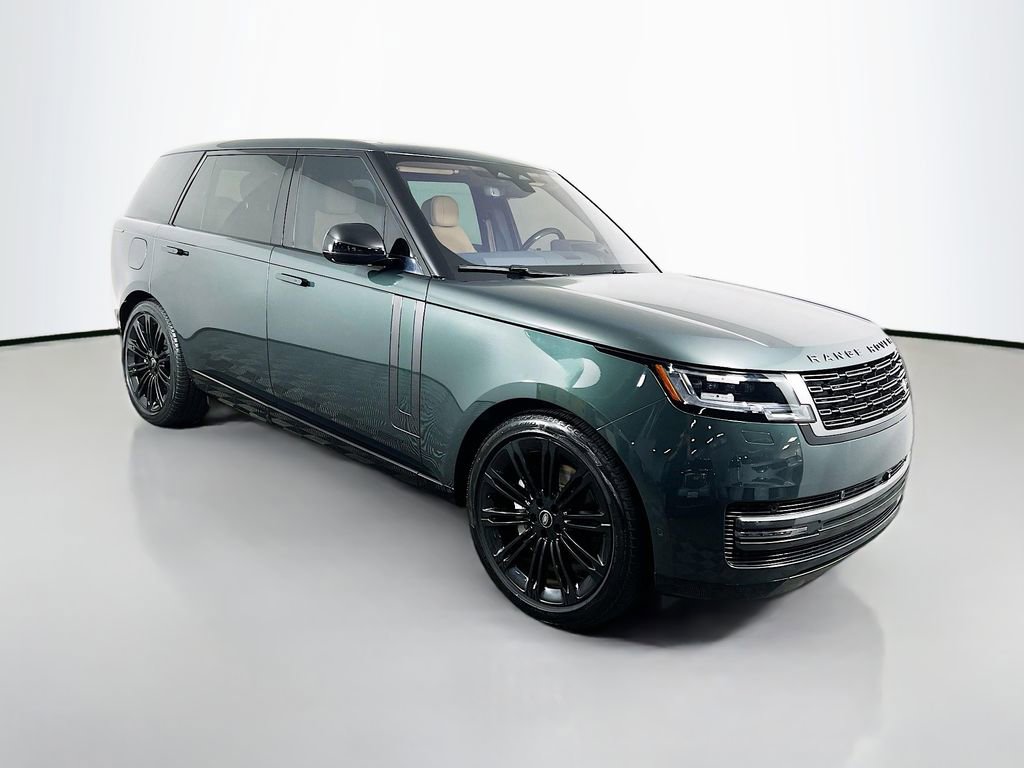 Used 2023 Land Rover Range Rover Long Wheelbase SE AWD/4WD image 3