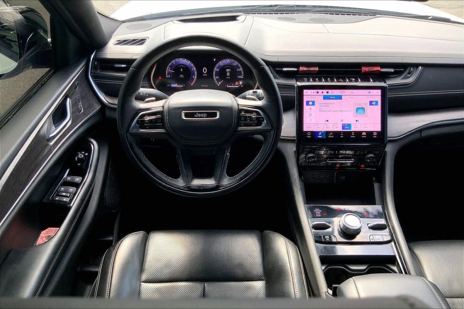 Used 2023 Jeep Grand Cherokee L Overland w/ Advanced Protech Group III AWD/4WD image 5