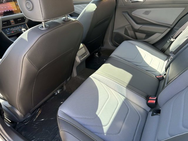 New 2026 Volkswagen Jetta SEL FWD image 10