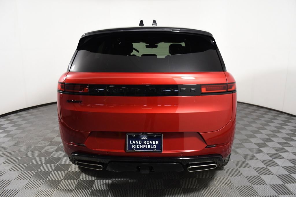 Used 2026 Land Rover Range Rover Sport Dynamic SE image 5